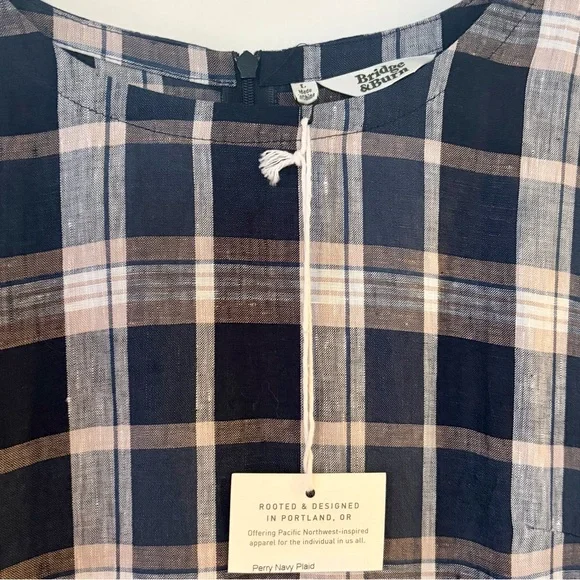 Bridge & Burn Navy Plaid Short Sleeve Midi Dress - Size L - Picture 2 of 5
